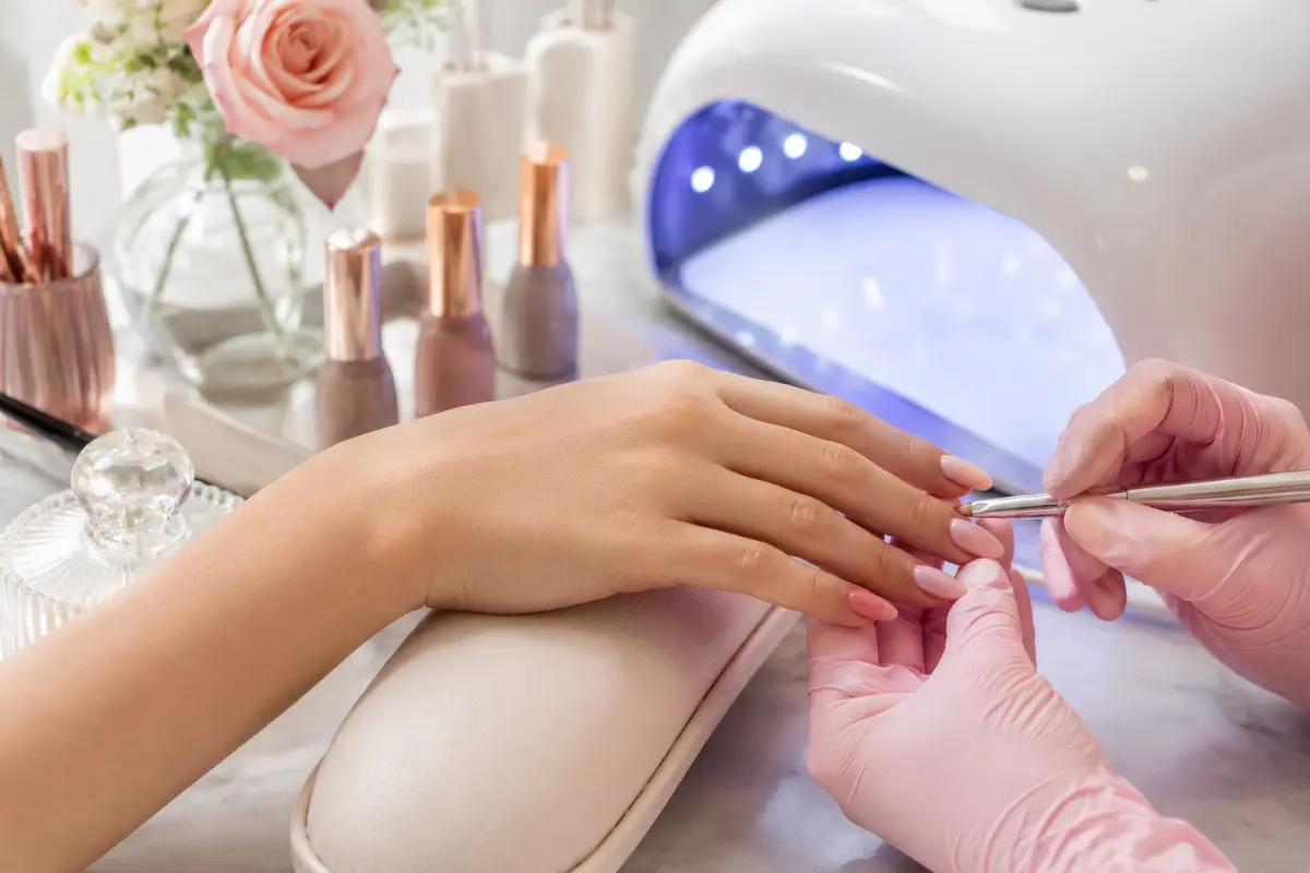 Gel nails service